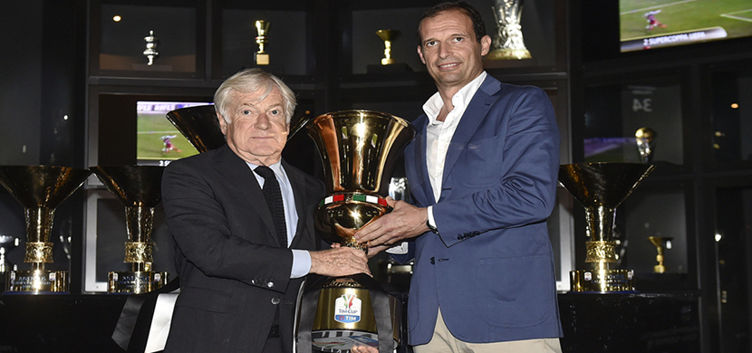 اليجري يضع كأس ايطاليا الـ 11 في متحف يوفنتوس