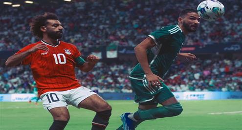 لقطات من مباراة منتخب مصر والجزائر