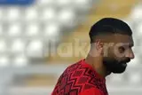 تواجد الجماهير.. إحماء لاعبي منتخب مصر قبل مواجهة جيبوتي