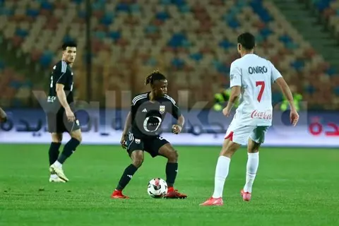 لقطات من مباراة الزمالك والجونة (صور)