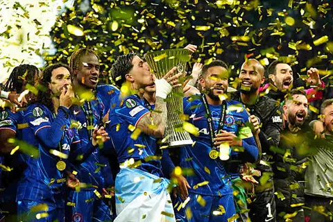 لقطات من تتويج تشيلسي بطلا لدوري المؤتمر الأوروبي
