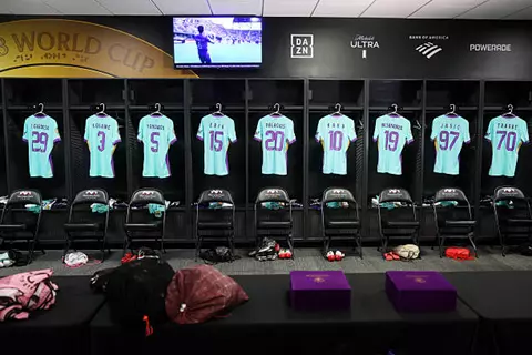 أجواء مباراة مانشستر ستي والعين في كأس العالم للأندية