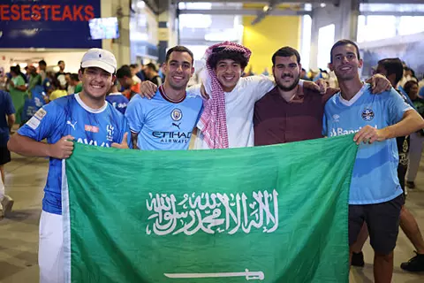 أجواء ما قبل مباراة مانشستر سيتي والهلال (صور)