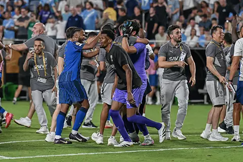 احتفال تاريخي للهلال بعد الفوز على مانشستر سيتي والتأهل لربع نهائي كأس العالم للأندية