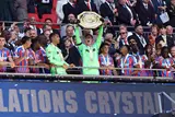 لحظات من تتويج كريستال بالاس بدرع الاتحاد الانجليزي (صور)
