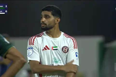 الظهور الأول لإبراهيم عادل مع نادي الجزيرة الإماراتي