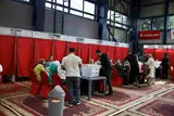 galleryImg