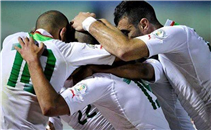 هدفا مباراة الجزائر والكاميرون