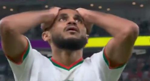 تسديدة سفيان بوفال لاعب المغرب أمام بلجيكا