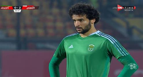 محمود علاء يهدر ركلة جزاء للاتحاد أمام الأهلي