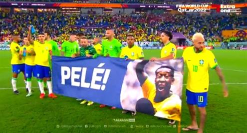 لاعبو البرازيل تدعم بيليه بعد الفوز على كوريا الجنوبية 