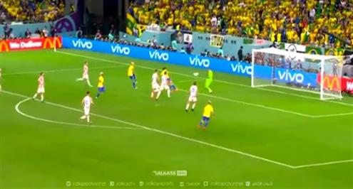 تسديدة لوكاس باكيتا أمام كرواتيا 