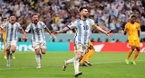 هدف الأرجنتين الثاني أمام هولندا ( ميسي )