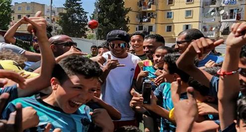 زيارة رونالدينيو نجم الكرة البرازيلية لتونس