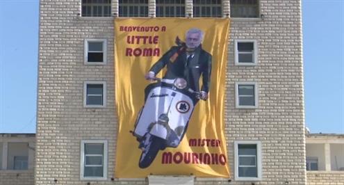 لافتة لجوزيه مورينيو قبل مواجهة فينورد في نهائي دوري المؤتمر الأوروبي