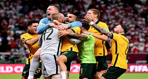 احتفال جنوني لمنتخب استراليا بعد التأهل إلى كأس العالم