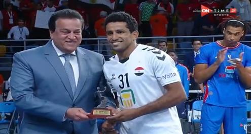 عمر الوكيل يفوز بجائزة أفضل لاعب في مباراة نهائي كأس أمم أفريقيا لكرة اليد