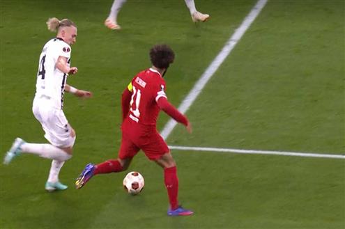 محمد صلاح يصنع هدف ليفربول الثاني أمام لاسك لينز