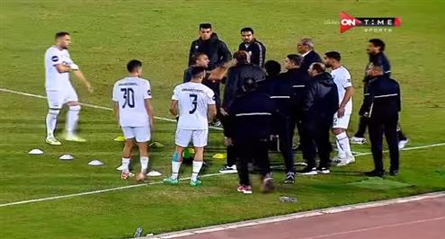 طرد مجدي عبد العاطي مدرب زد بعد مشادات كلامية في مباراة طلائع الجيش