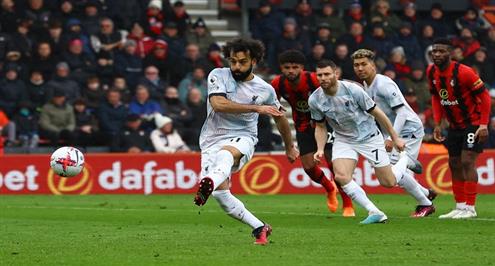 محمد صلاح يهدر ركلة جزاء لفريق ليفربول أمام بورنموث
