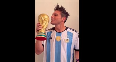 زانيتي يغير "قصة شعره" بسبب منتخب الأرجنتين