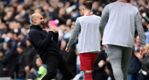شاهد.. رد فعل جوارديولا بعد هدف التعادل أمام ليفربول