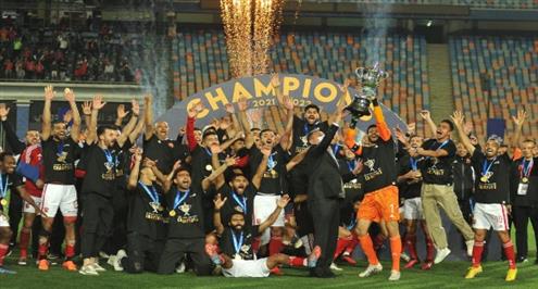 فرحة لاعبي الأهلي ولحظة تتويجهم بكأس مصر على حساب بيراميدز