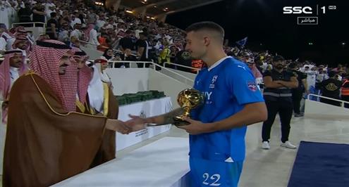 سافيتش يفوز بجائزة أفضل لاعب في البطولة العربية
