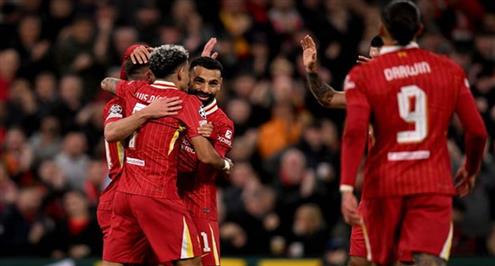 محمد صلاح يصنع هدف ليفربول الأول أمام بولونيا