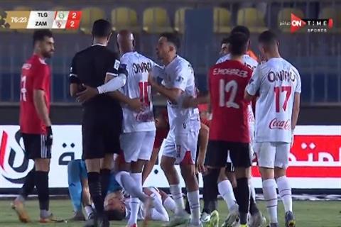 مطالبات من لاعبي الزمالك لاحتساب ركلة جزاء بعد اصطدام محمد حمدي ومحمد شعبان 