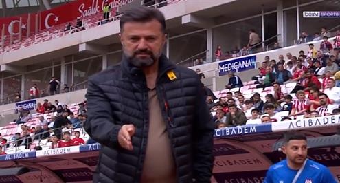 تصرف غريب من مدرب سيفاسبور أمام قونيا سبور في الدوري التركي
