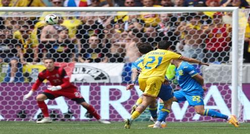 هدف رومانيا الأول أمام أوكرانيا (ستانشيو)