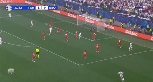 هدف جورجيا الأول أمام تركيا (ميكوتادزي )