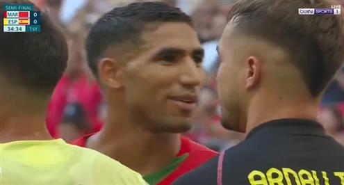 حديث خاص بين لاعبي باريس سان جيرمان في مباراة المغرب وإسبانيا