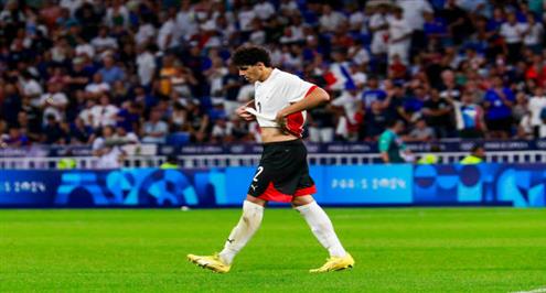 طرد عمر فايد في مباراة منتخب مصر وفرنسا