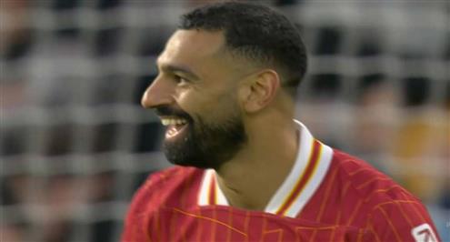 محمد صلاح يهدر هدف محقق أمام وولفرهامبتون والمرمى خالي