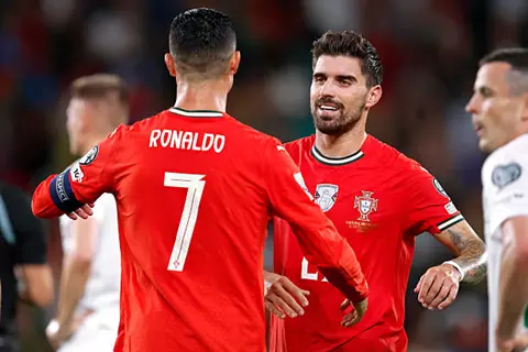 هدف البرتغال أمام إيرلندا