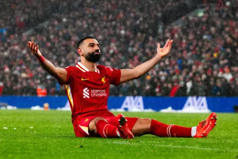 أبرز ما قدمه محمد صلاح أمام مانشستر يونايتد
