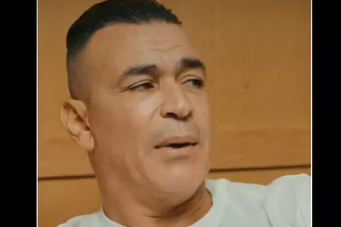 عصام الحضري: حسبتها غلط في هروبي من الأهلي.. وسيون كان "كوبري" للانتقال إلى أرسنال