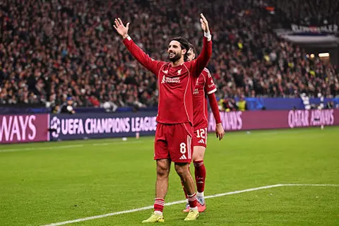 هدف ليفربول الخامس أمام فرانكفورت (سوبوسلاي )
