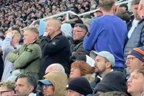 شاهد.. فرحة جماهير نيوكاسل بعد تسجيل هدف الفوز أمام مانشستر سيتي