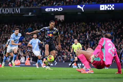 هدف ليدز الثاني أمام مانشستر سيتي (نميتشا)