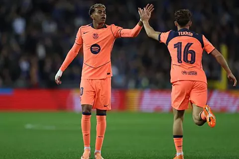 هدف برشلونة الثاني أمام كلوب بروج (يامال)