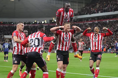 هدف سندرلاند الأول أمام أرسنال (دانيال بالارد)