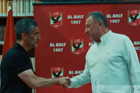 اجتماع محمود الخطيب مع الجهاز الفني الجديد لفريق الكرة