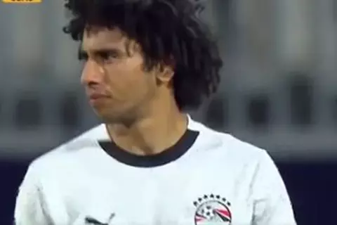 العارضة تحرم أحمد كاباكا من هدف رائع أمام زامبيا في بطولة أفريقيا تحت 20 عام