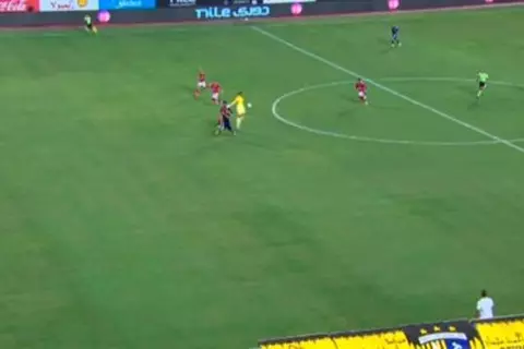 الفار يلغي قرار الحكم بطرد محمد الشناوي أمام إنبي