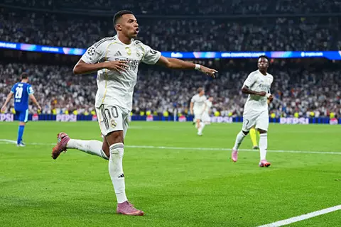 هدف ريال مدريد الثاني أمام مارسيليا (مبابي)