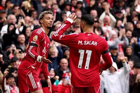 هدف ليفربول الثاني أمام إيفرتون (إيكيتيكي )