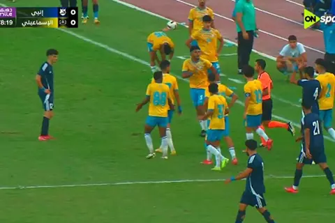 لحظات مثيرة في مباراة إنبي والإسماعيلي 